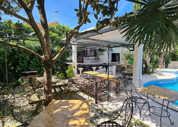 Willa Silver Coast Village